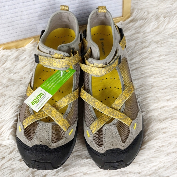 NWT Lands End Womens Hiking Sport Sandals sz 8B